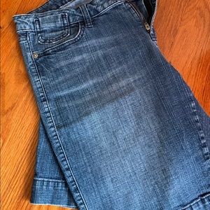 shorts women Size 12 Apt 9 Jean